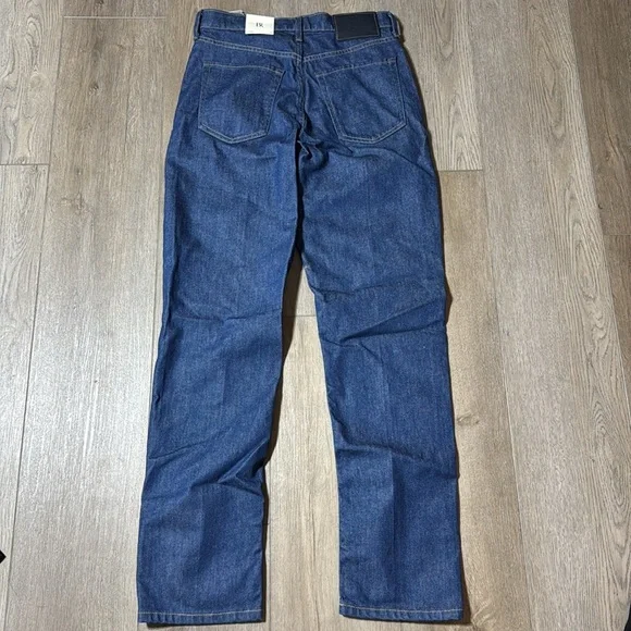 NWT! Banana Republic Women’s Medium Wash High-Rise Straight Jean -27 LONG 🔹